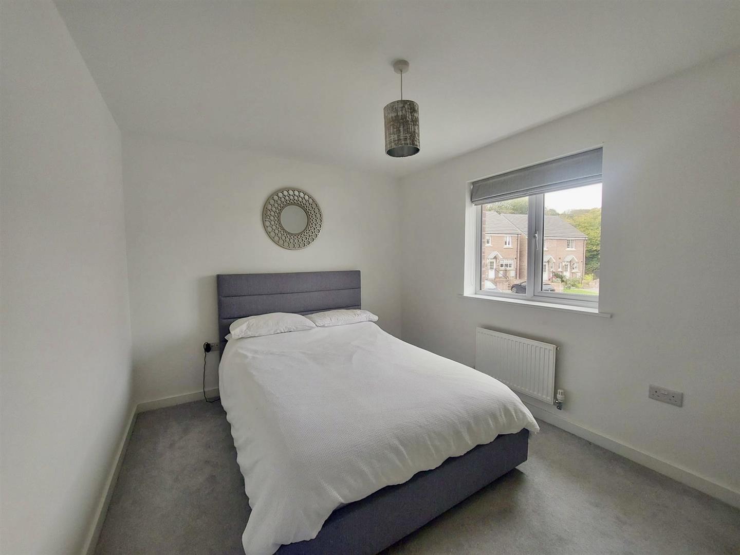 Clos Benallt Fawr, Pontarddulais, Swansea, SA4 0TQ